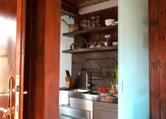 Donau Strandhaus Mit Duernstein Panorama Rossatzbach